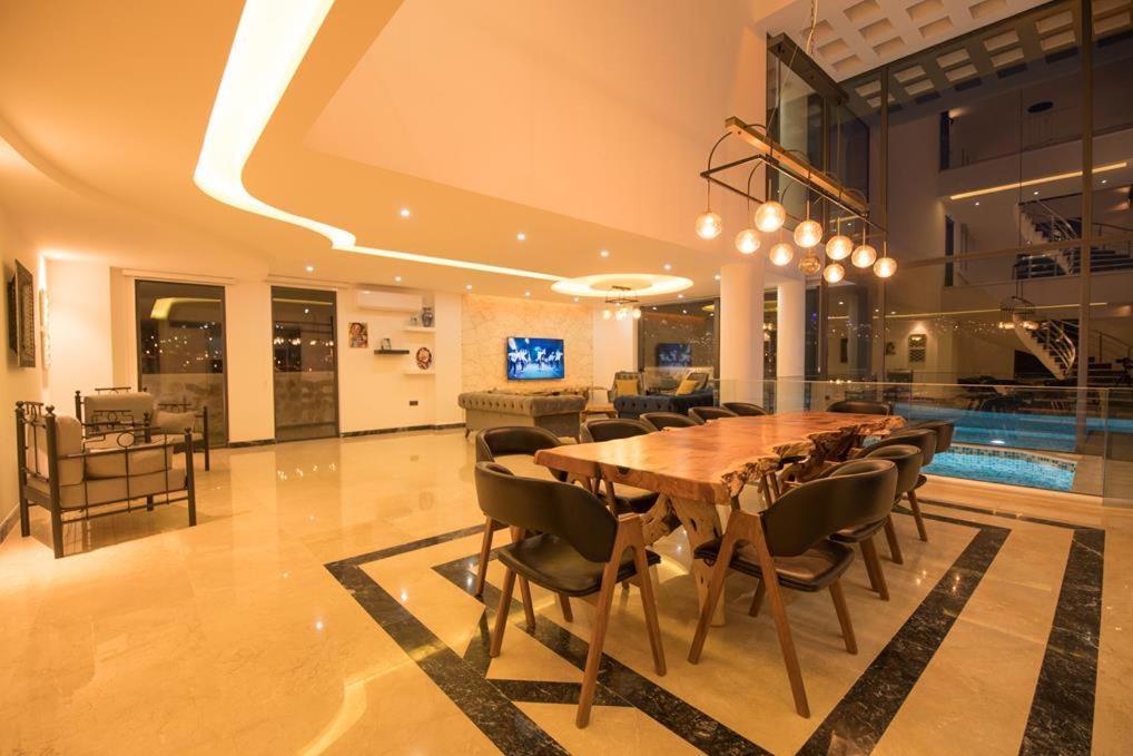 Villa Unlimited 2 Luxury 6 Bedroom Villa Kaş Kültér fotó